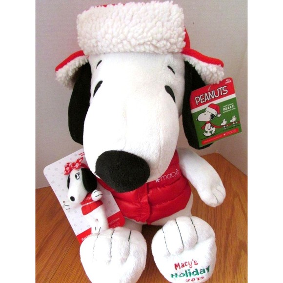 Exclusive MACY'S 2015 Signature Holiday Christmas SNOOPY Plush Toy Puppy Dog NWT - Picture 1 of 10